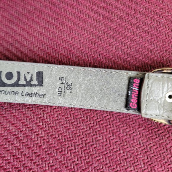 Vintage Volcom gray leather belt - 36" - Picture 5 of 5